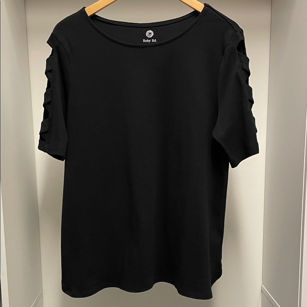 Ruby Rd. 100% Cotton Women's Open Weave Short Sleeve Black Tee Size L